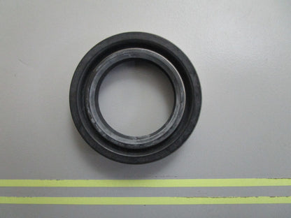 *NEW OEM* 0820 Mercury Quicksilver Seal 26-F506118-1
