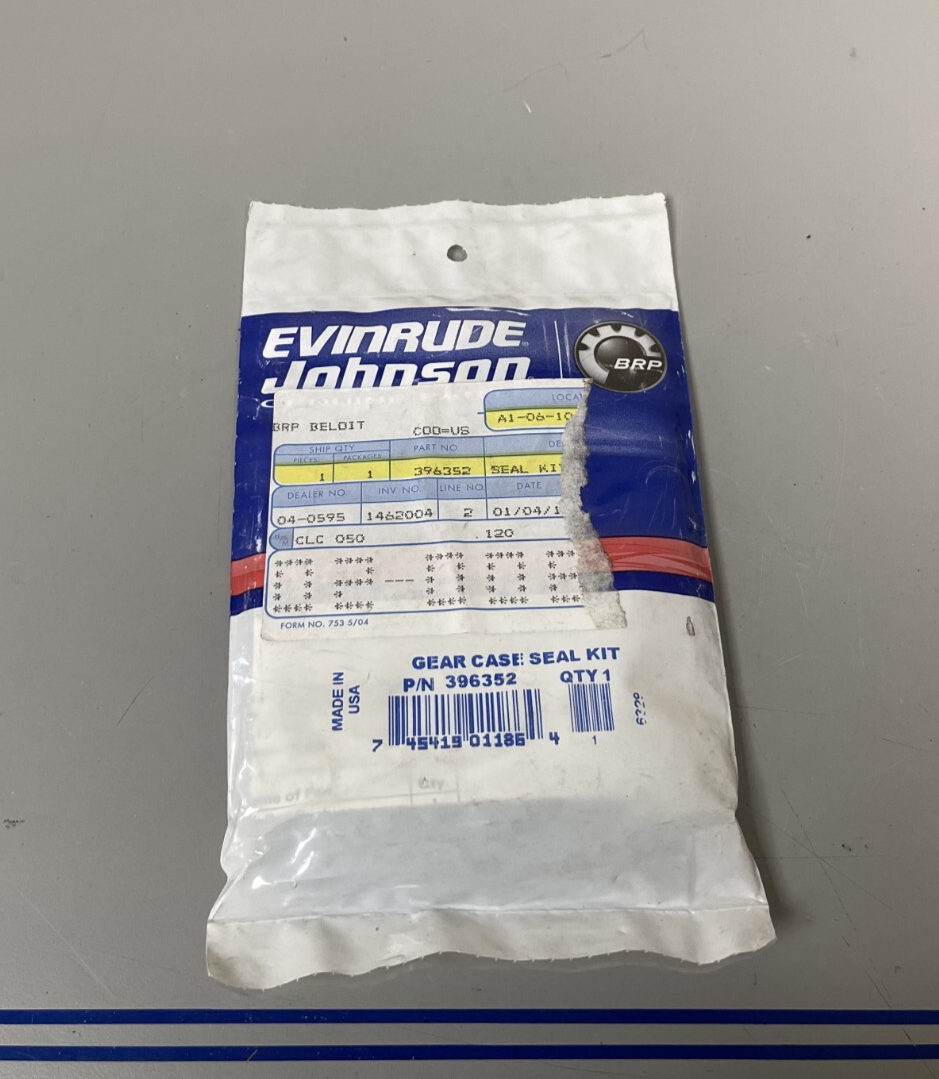 *NEW OEM* 0670 OMC Johnson Evinrude Gearcase Seal Kit 396352 0396352