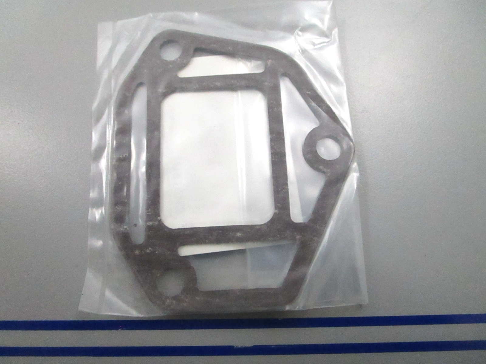 *NEW OEM* 0810 Tohatsu Exhaust Pipe Gasket 3C8-02312-2 3C8023122