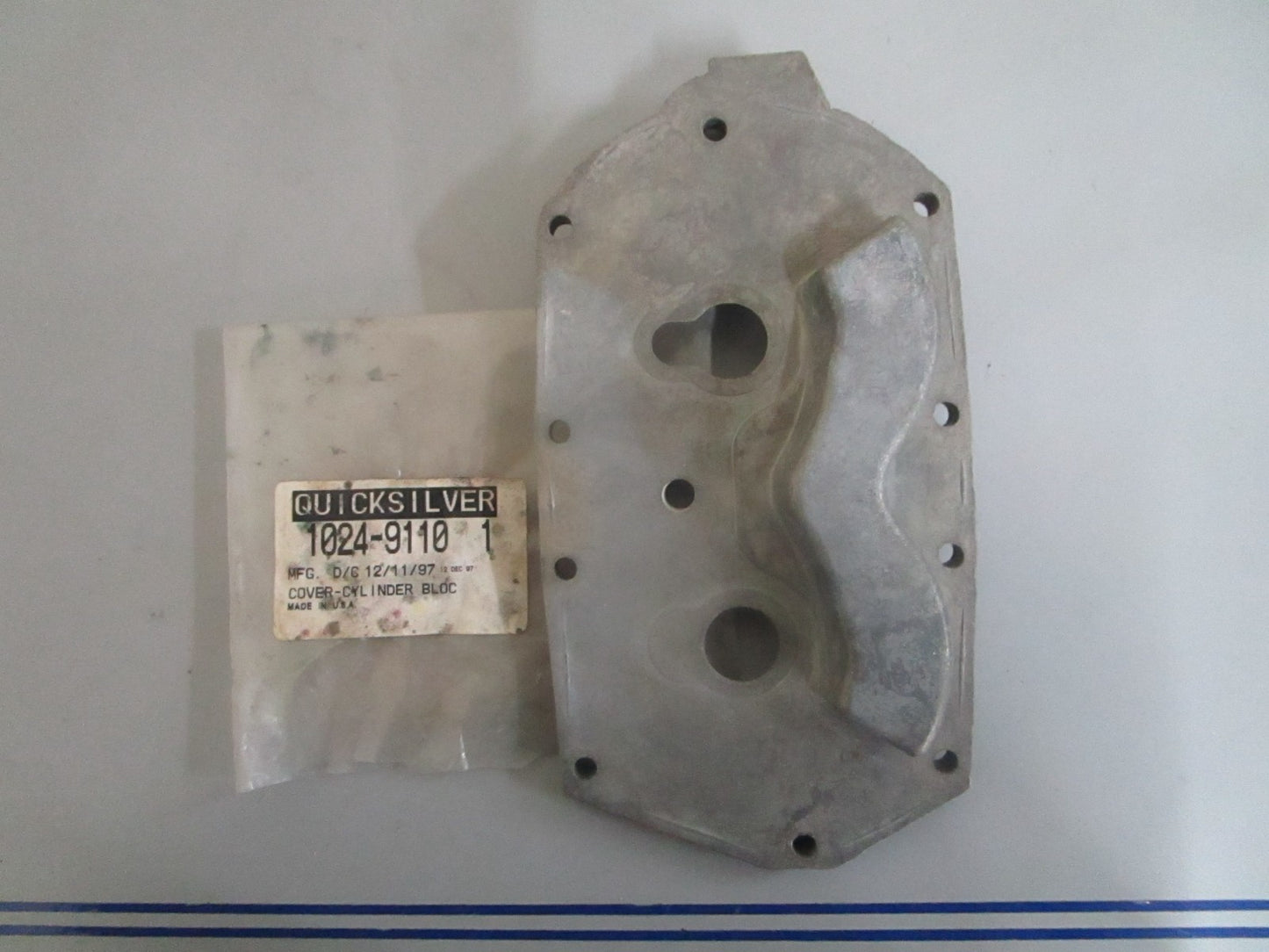 *NEW OEM* 0820 Mercury Quicksilver Cylinder Block Cover 1024-9110 1