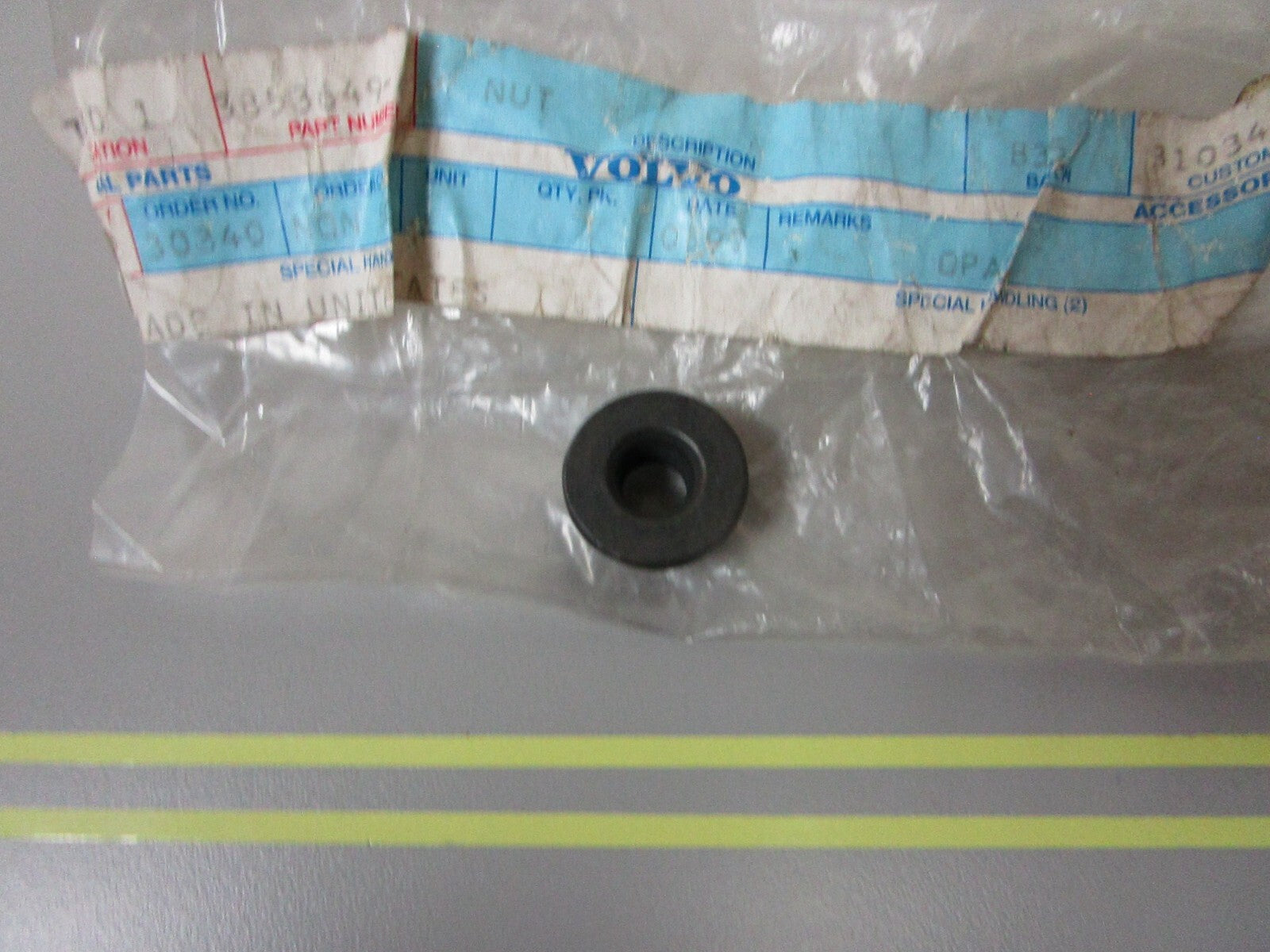 *NEW OEM* 0810 Volvo Penta Nut 3853649