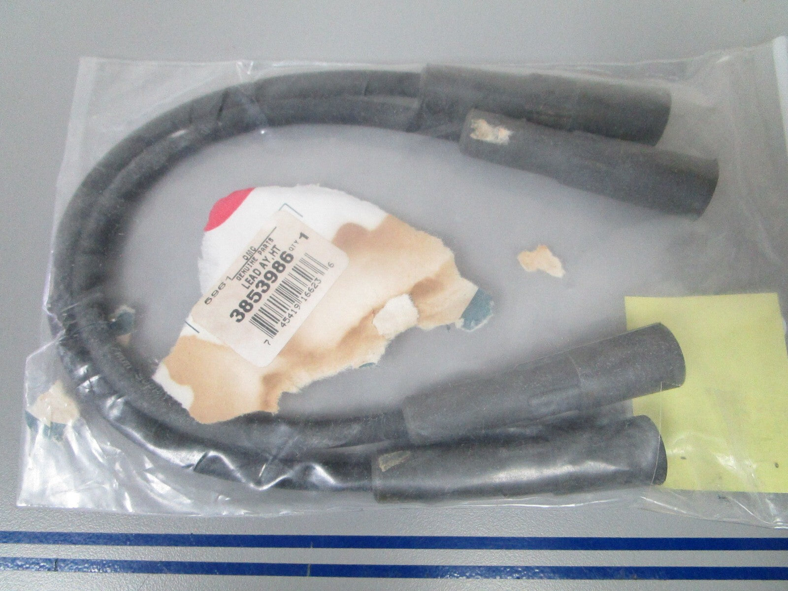 *NEW OEM* (LOT OF 2) 0810 OMC Johnson Evinrude Spark Plug Lead 3853986