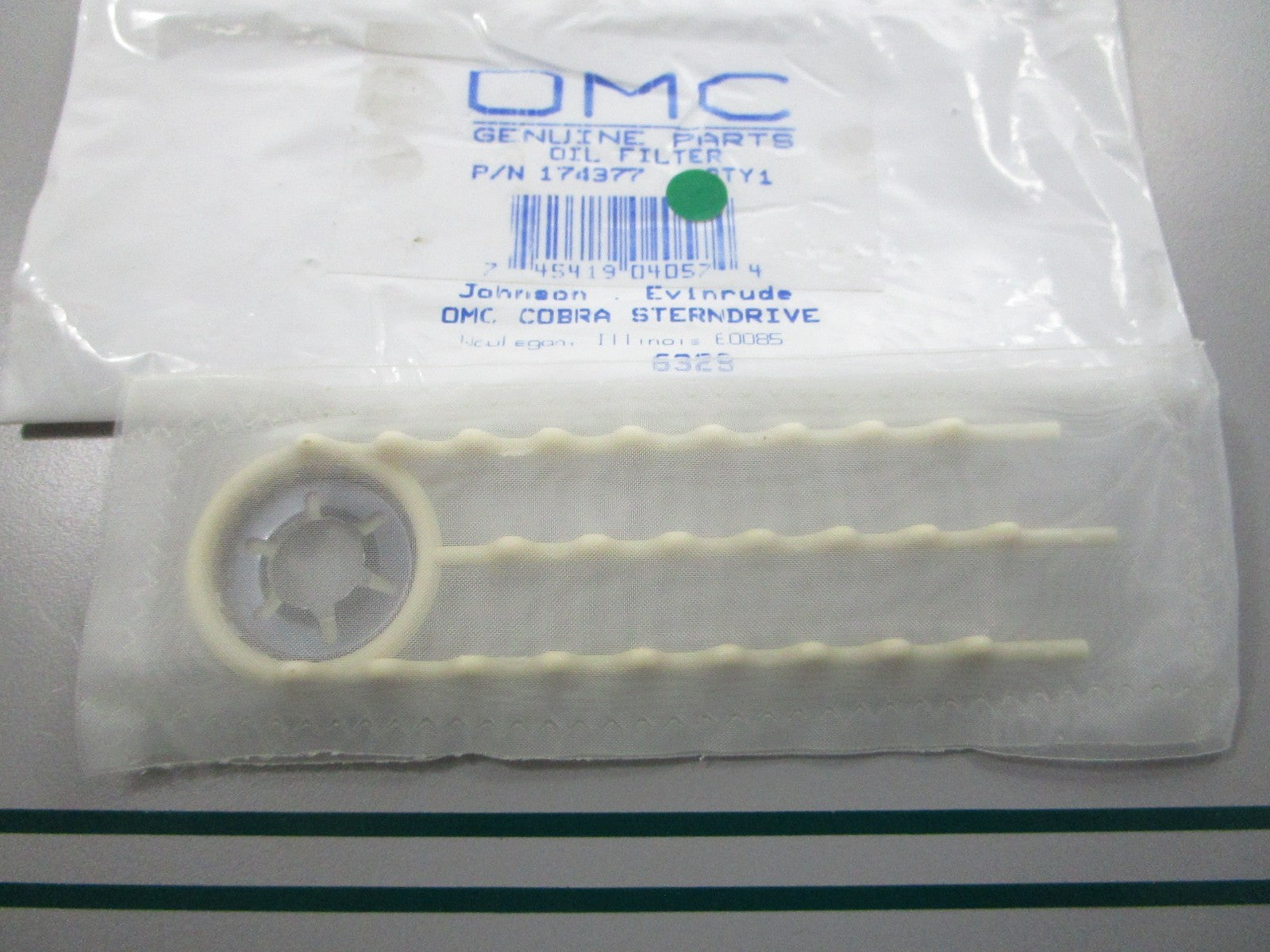 NEW OEM 174377 0174377 OMC Johnson Evinrude Oil Filter 0810