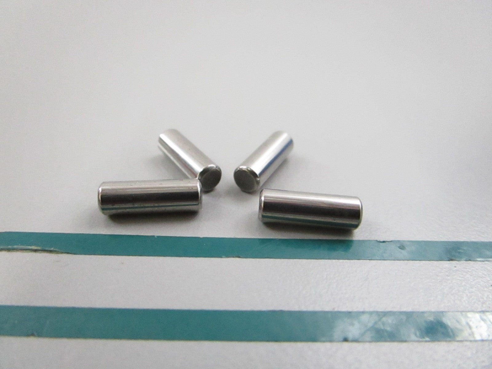 NEW OEM (LOT OF 4) 93604-12037-00 Yamaha Dowel 0810
