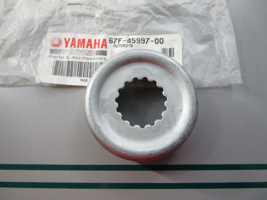 NEW OEM 67F-45997-00-00 Yamaha Propeller Spacer 0810