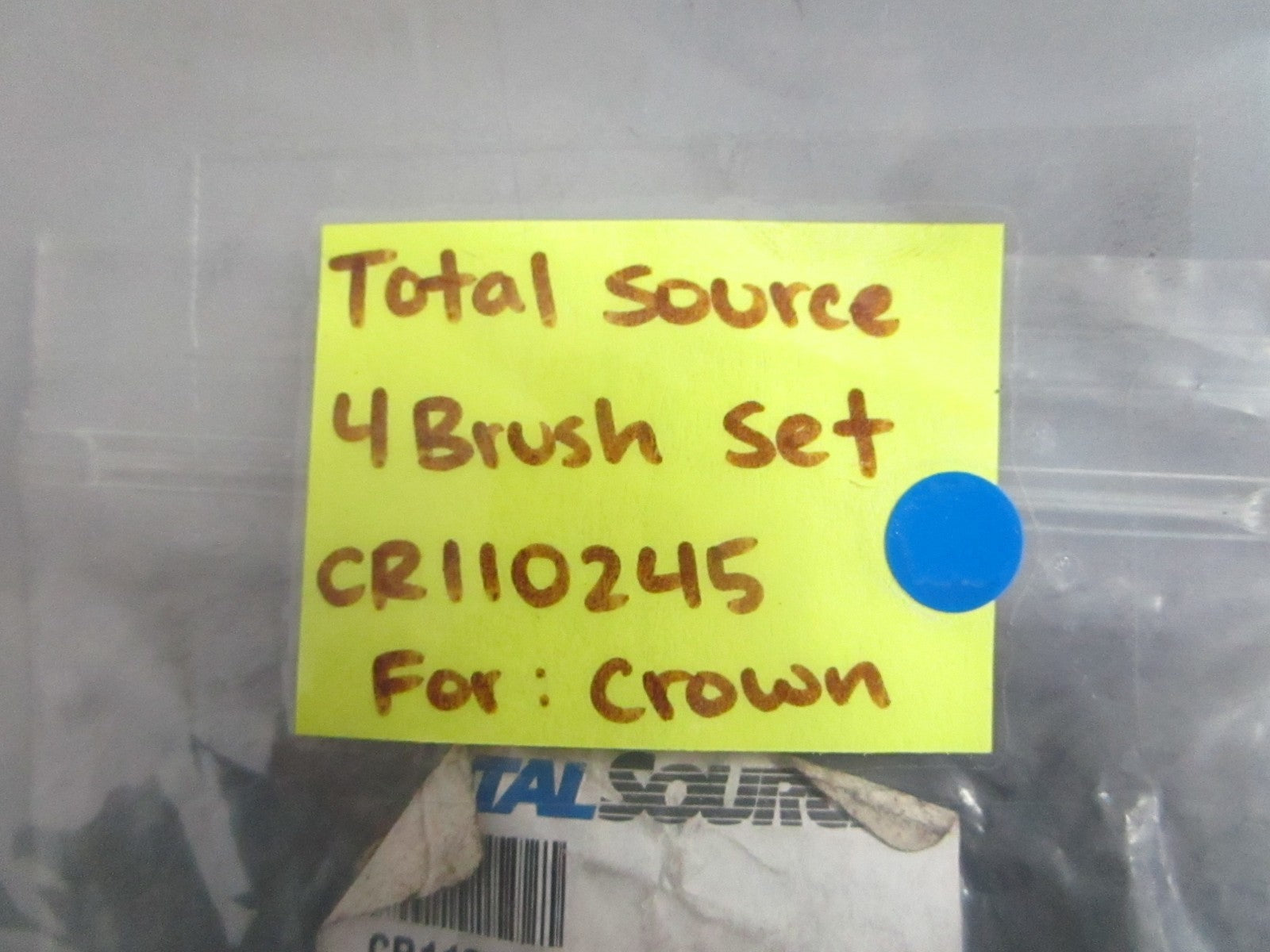 NEW CR110245 Total Source 4 Brush Set For: Crown 0820