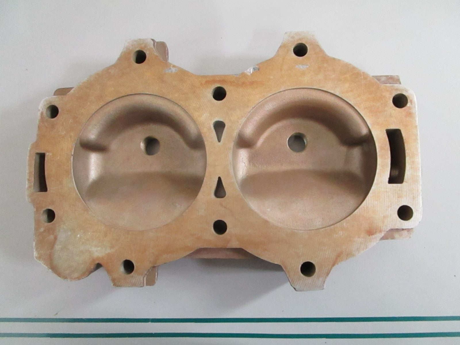 NEW OEM 900-F691518-1 Mercury Quicksilver Cylinder Head 0820