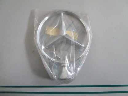 NEW OEM A1808880109 Mercedes-Benz Hood Ornament 0820