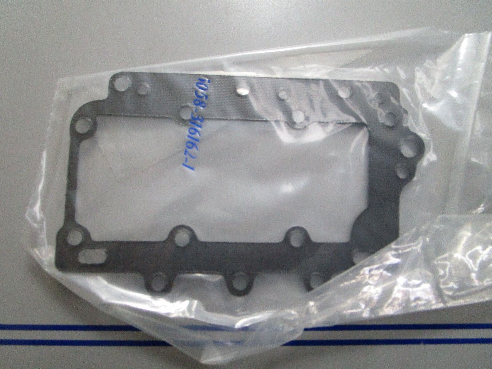 *NEW OEM* 0770 OMC Johnson Evinrude Gasket 316162 0316162