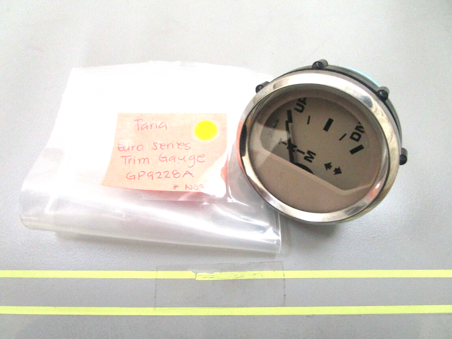 *NEW* 0750 Faria EURO SERIES TRIM GAUGE GP9228A