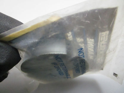 *NEW OEM* 0810 Mercury Quicksilver Dog Retainer F15604