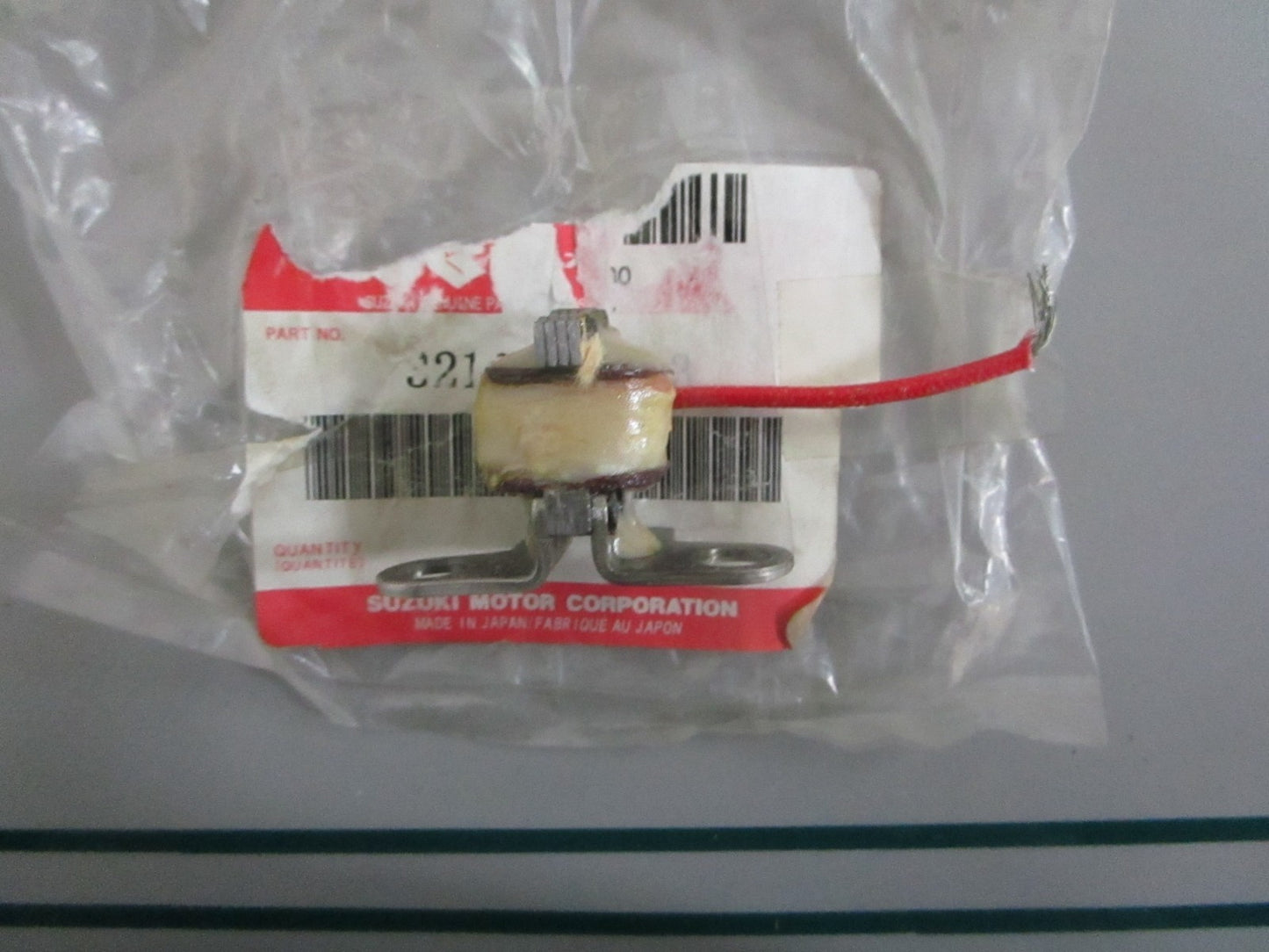 NEW OEM 32150-95303 Suzuki Ignition Timing Sensor 0820