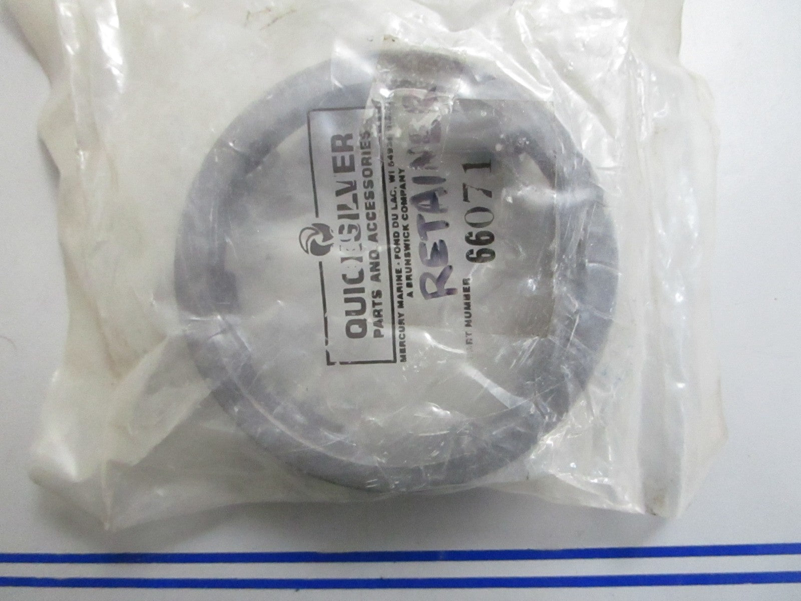 *NEW OEM* 0820 Mercury Quicksilver Retainer 66071