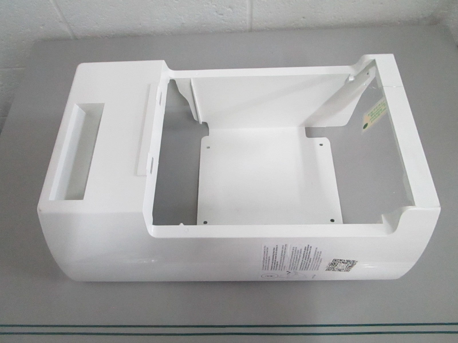 Whirlpool NEW OEM Refrigerator Ice Maker Housing W10762294 NOS Genuine 0820