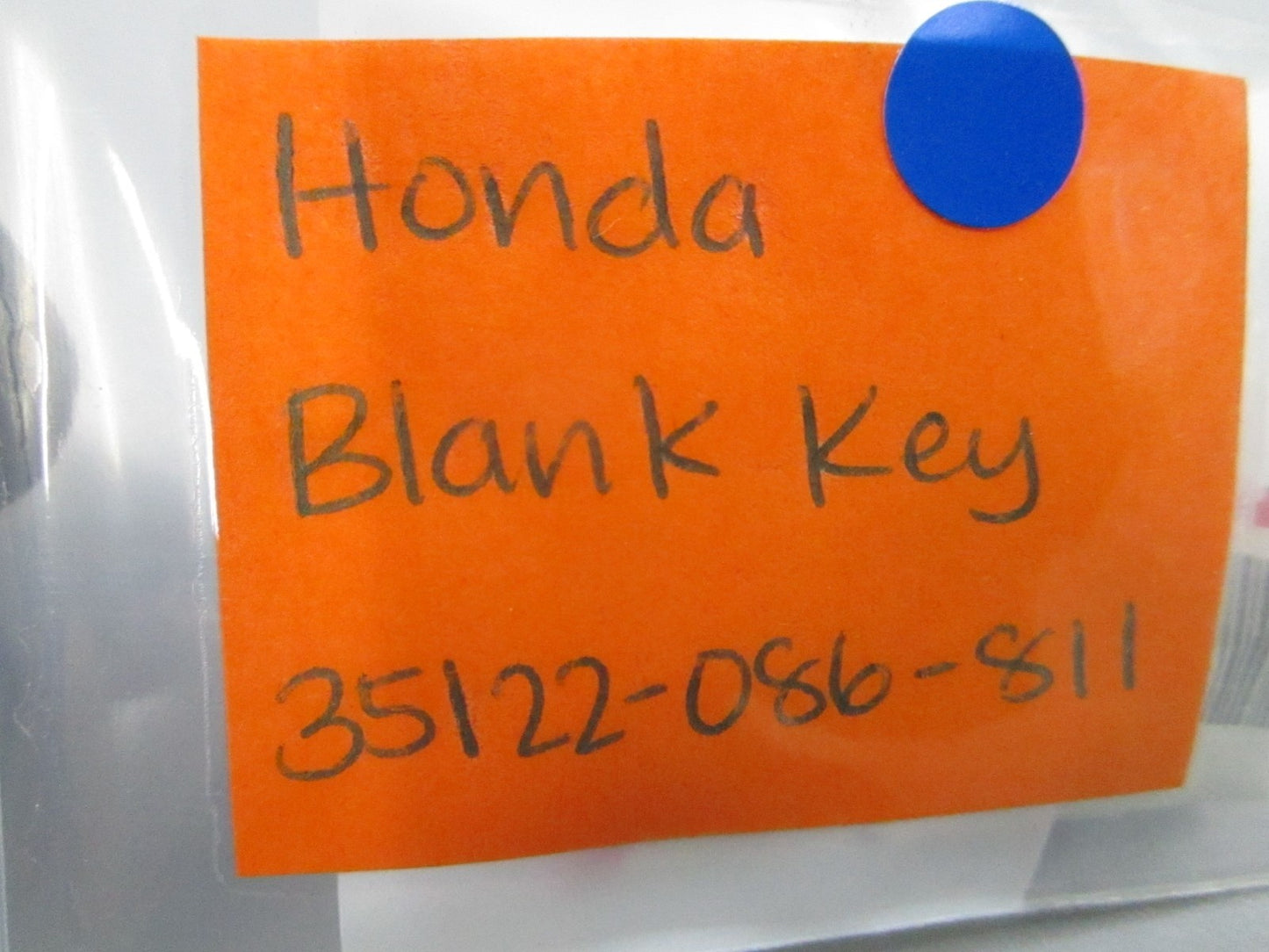 *NEW OEM* 0810 Honda Blank Key 35122-086-811