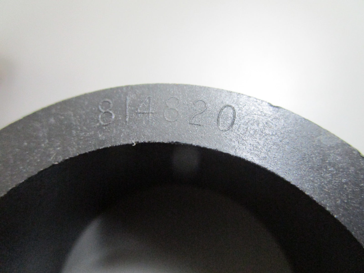 *NEW OEM* 0810 Mercury Quicksilver Adaptor 814820