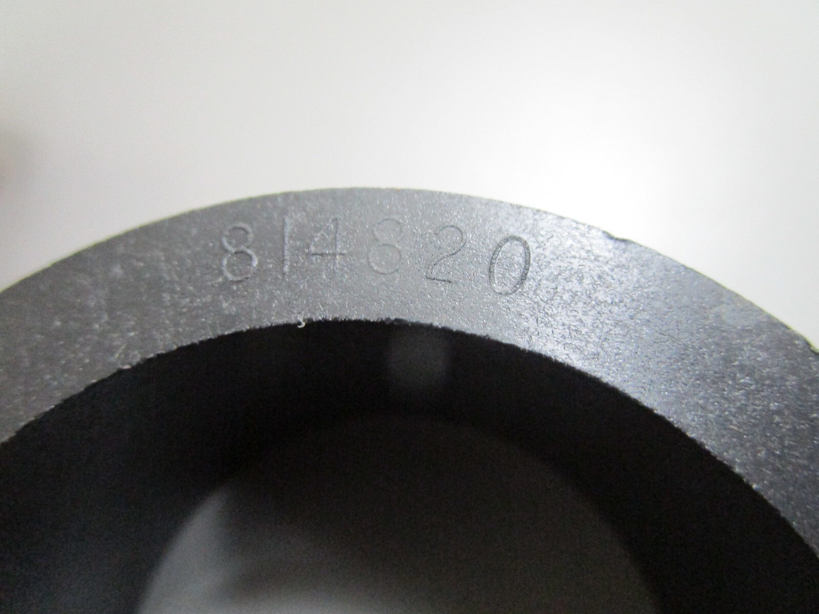 *NEW OEM* 0810 Mercury Quicksilver Adaptor 814820