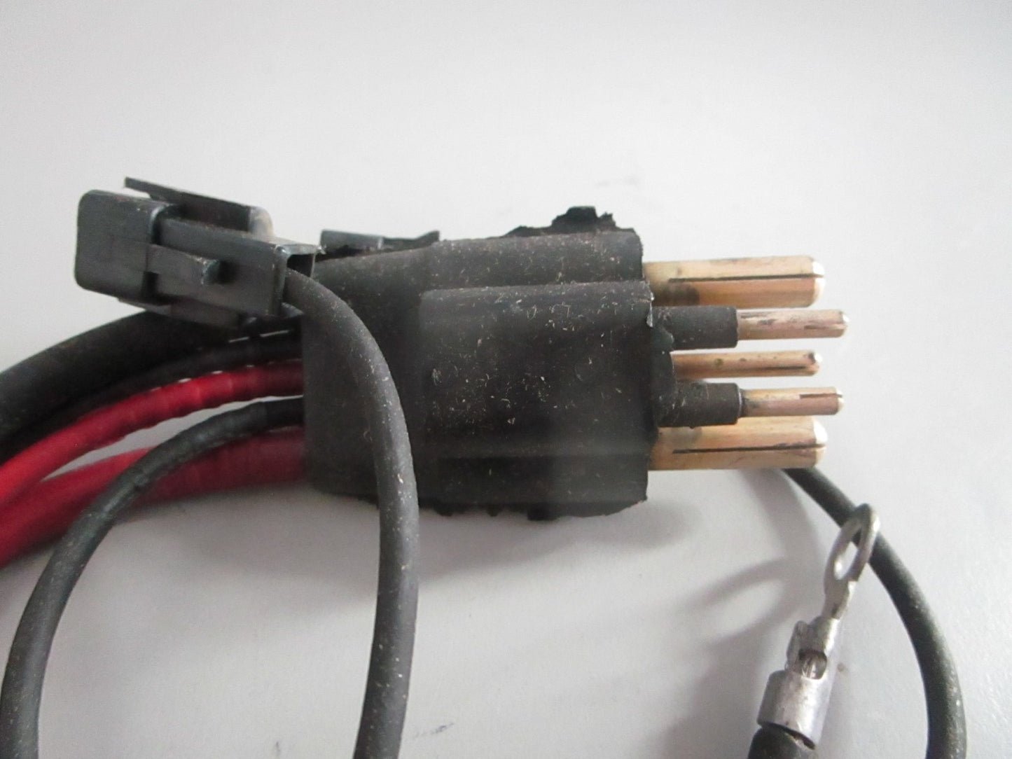 NEW OEM 379599 0379599 OMC Johnson Evinrude Cable 0820