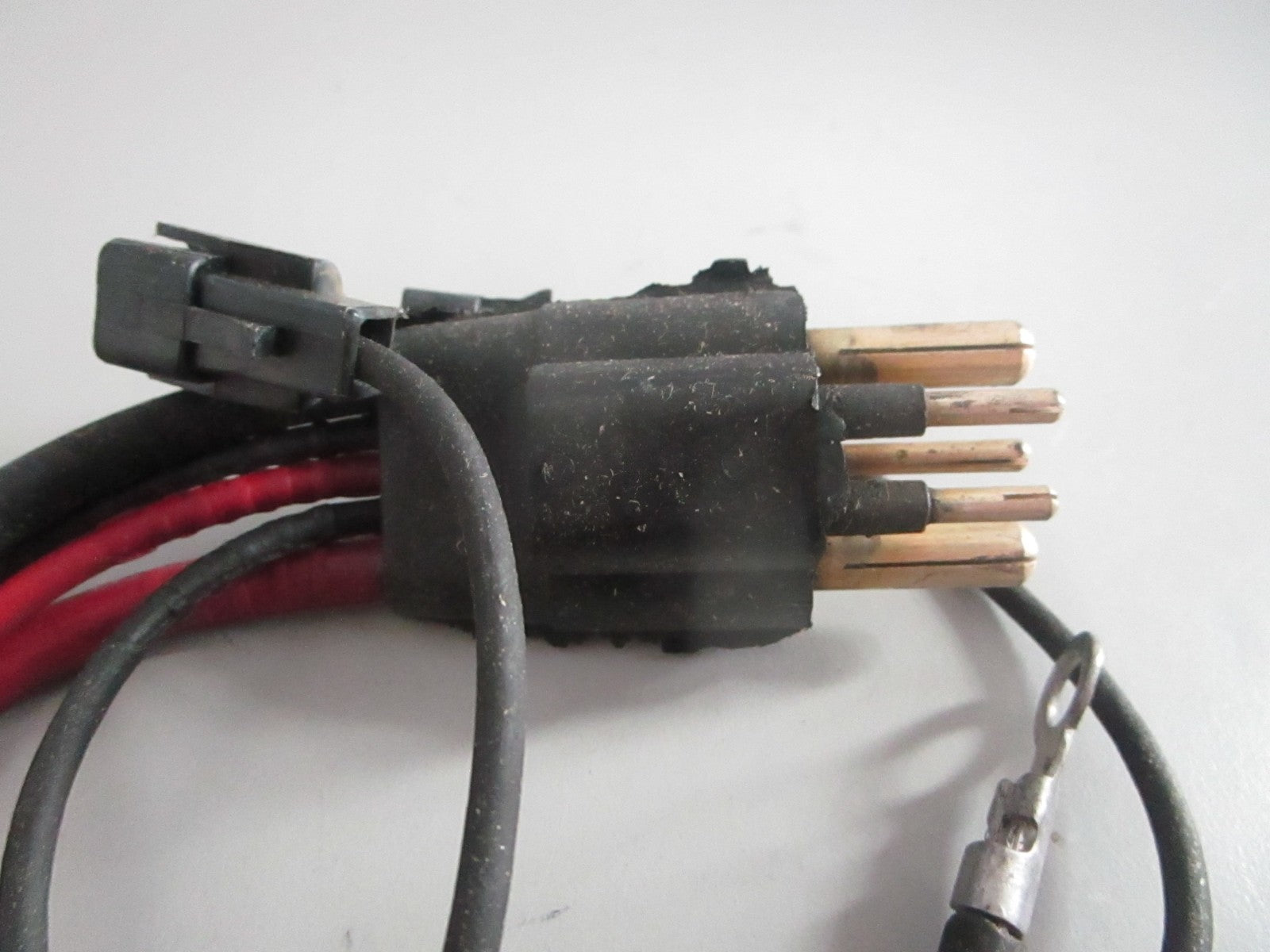 NEW OEM 379599 0379599 OMC Johnson Evinrude Cable 0820