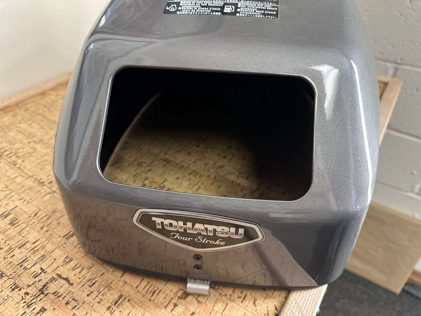 NEW OEM 3V9S675000 Tohatsu Four Stroke 18hp Top Cowl Hood Motor Cover Upper 0720