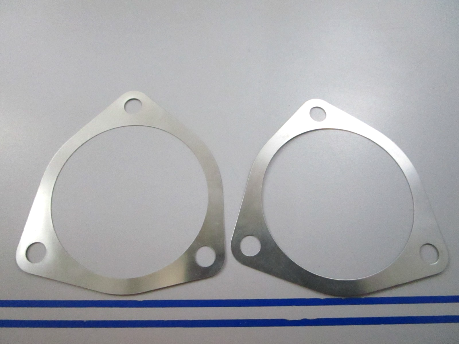 NEW OEM (LOT OF 2) 908429 0908429 OMC Johnson Evinrude Shim 0810