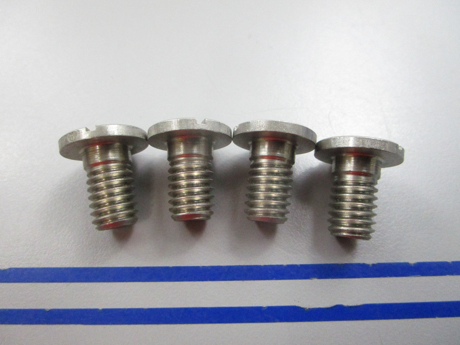 NEW OEM (LOT OF 4) 10-29608 Mercury Quicksilver Screw 0810