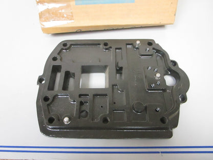 NEW OEM 820194A1 Mercury Force 90 120 hp 1995 1996 1997 Exhaust Plate 0720