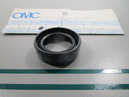 NEW OEM 312389 0312389 OMC Johnson Evinrude Oil Seal 0810
