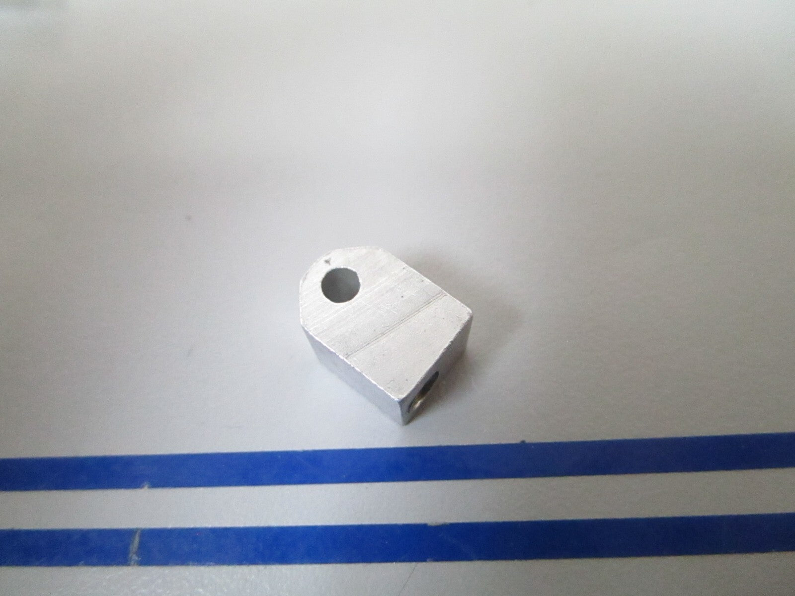 *NEW OEM* 0810 OMC Johnson Evinrude Swivel 316140 0316140