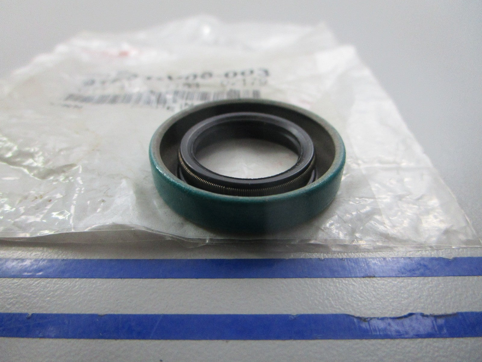NEW OEM 91251-V06-003 Honda Dust Seal 0810