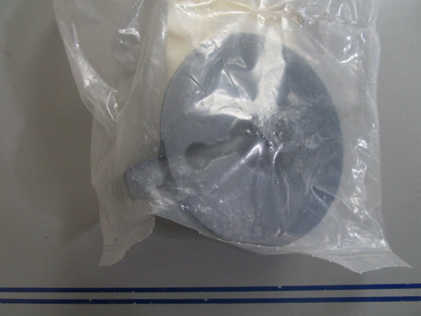 *NEW OEM* 0810 OMC Johnson Evinrude Trim Tab 127466 0127466