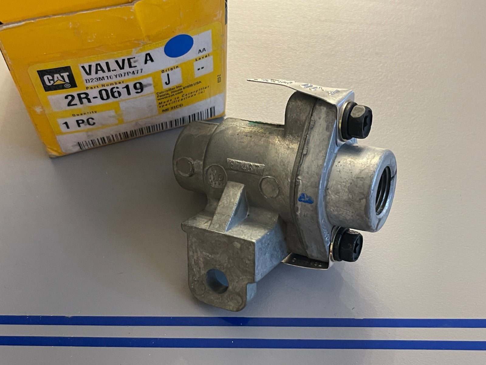 NEW OEM 2R-0619 CAT Caterpillar Check Valve Assembly 0720