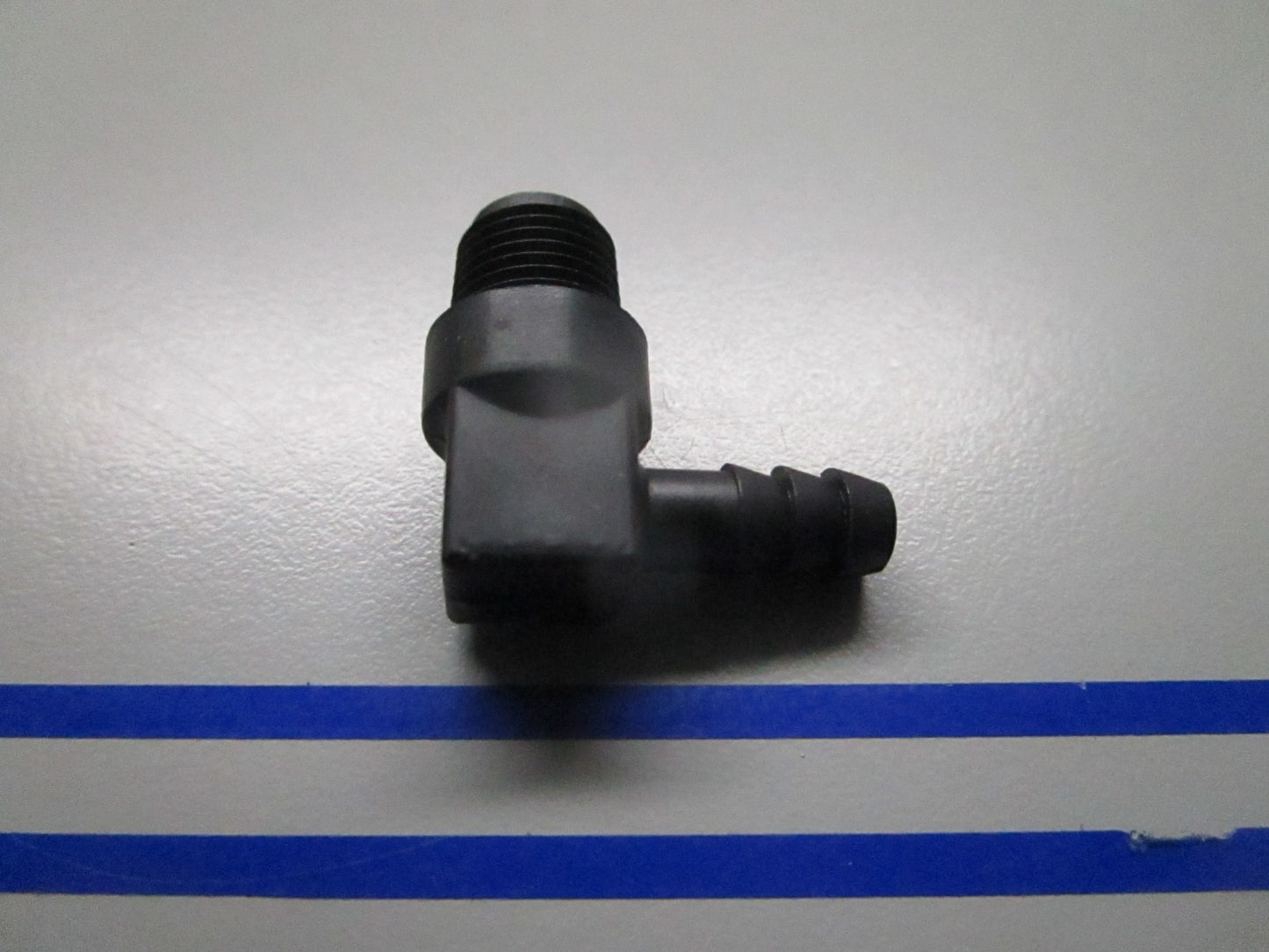 *NEW OEM* 0810 OMC Johnson Evinrude Elbow 321886 0321886