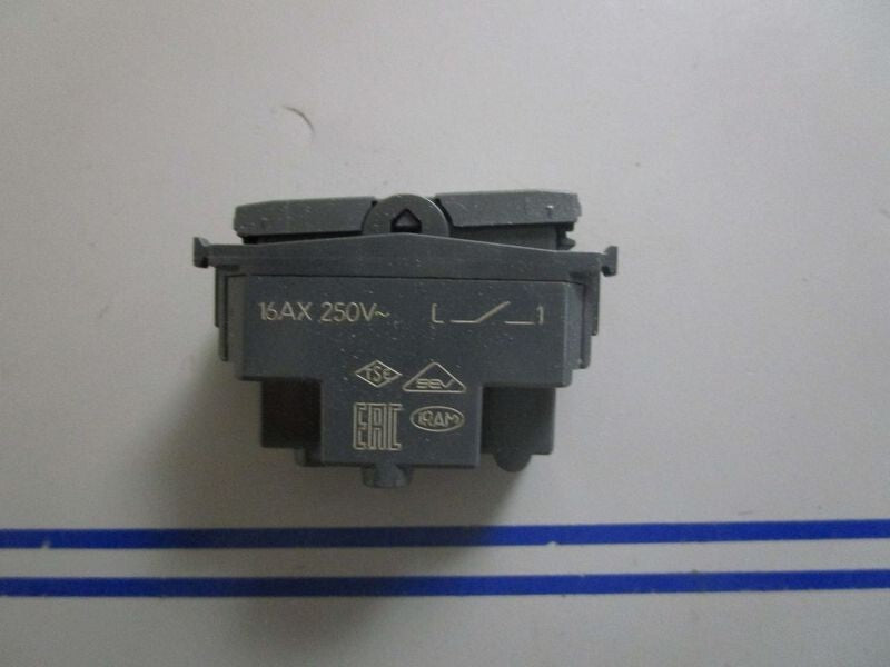*NEW* 0770 Vimar Eikon IP 16AX Rocker Switch 20001