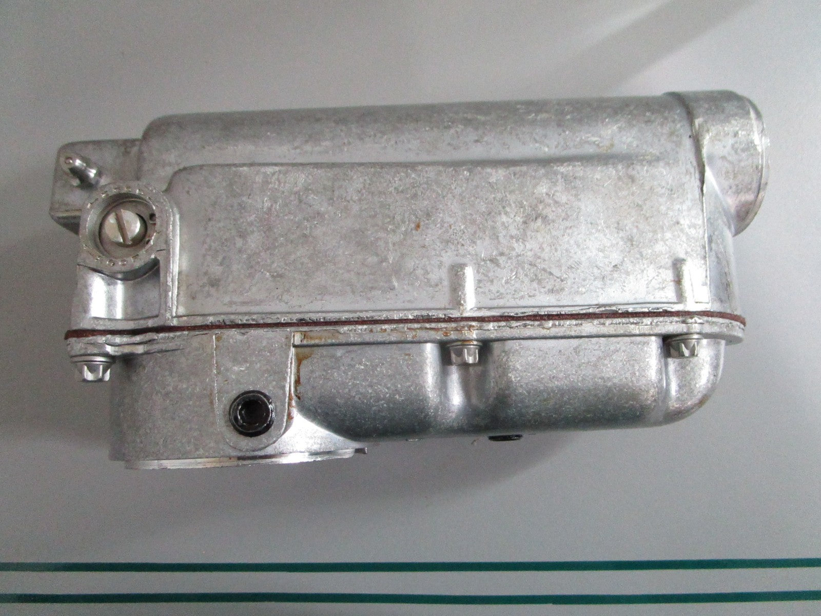 NEW OEM 173264 0173264 OMC Johnson Evinrude Valve Body & Gearcase Assy 0820