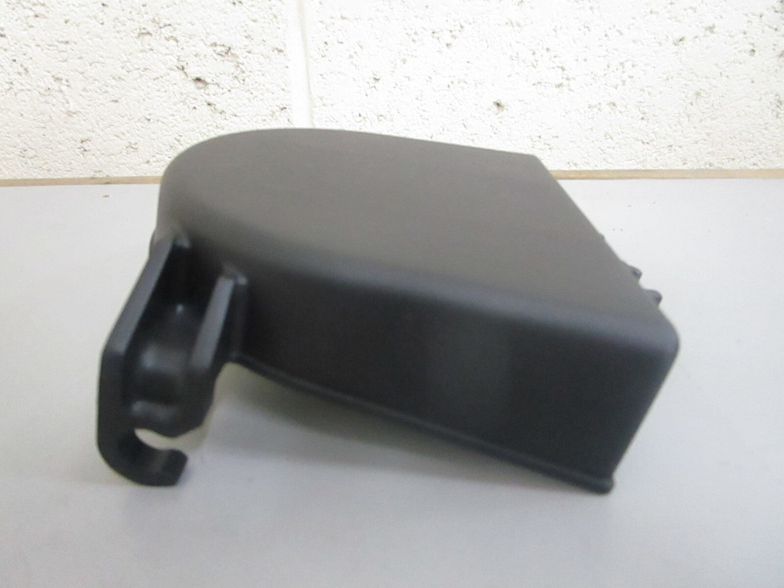 *NEW OEM* 0820 Mercury Quicksilver Dust Cover 855691