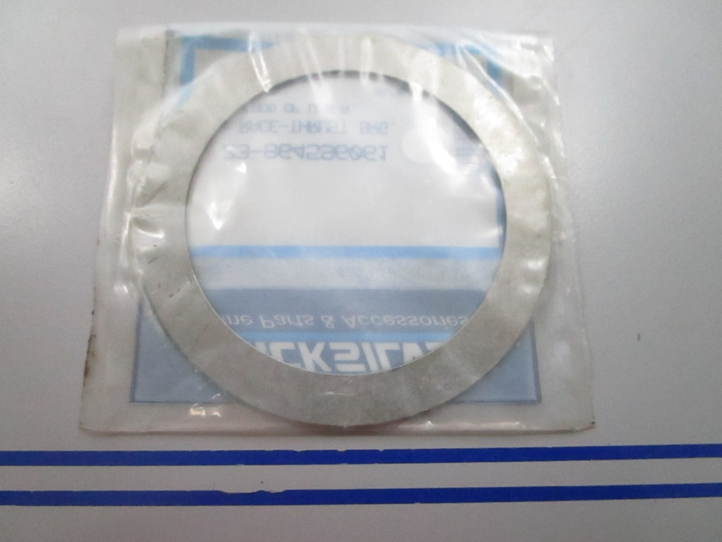 NEW OEM 23-864596061 Mercury Quicksilver Thrust Bearing Race 0810