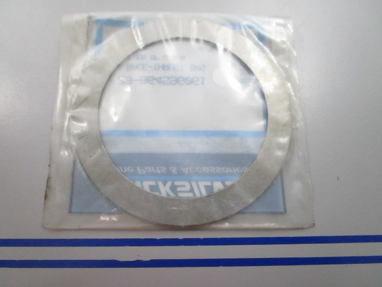 NEW OEM 23-864596061 Mercury Quicksilver Thrust Bearing Race 0810