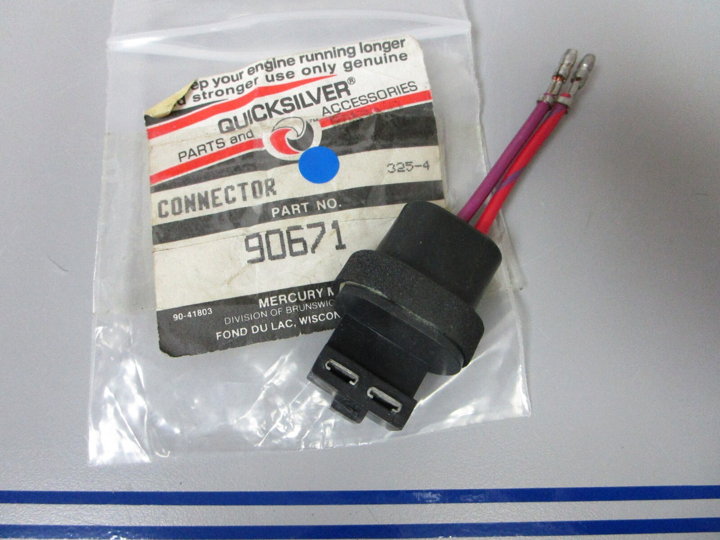 *NEW OEM* 0720 Mercury Quicksilver Connector 90671