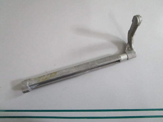 NEW OEM 203390 0203390 OMC Johnson Evinrude Lever 0820