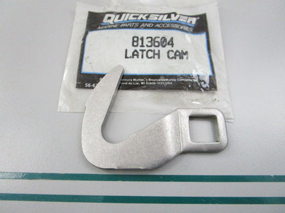 NEW OEM 813604 Mercury Quicksilver Cam Latch 0810