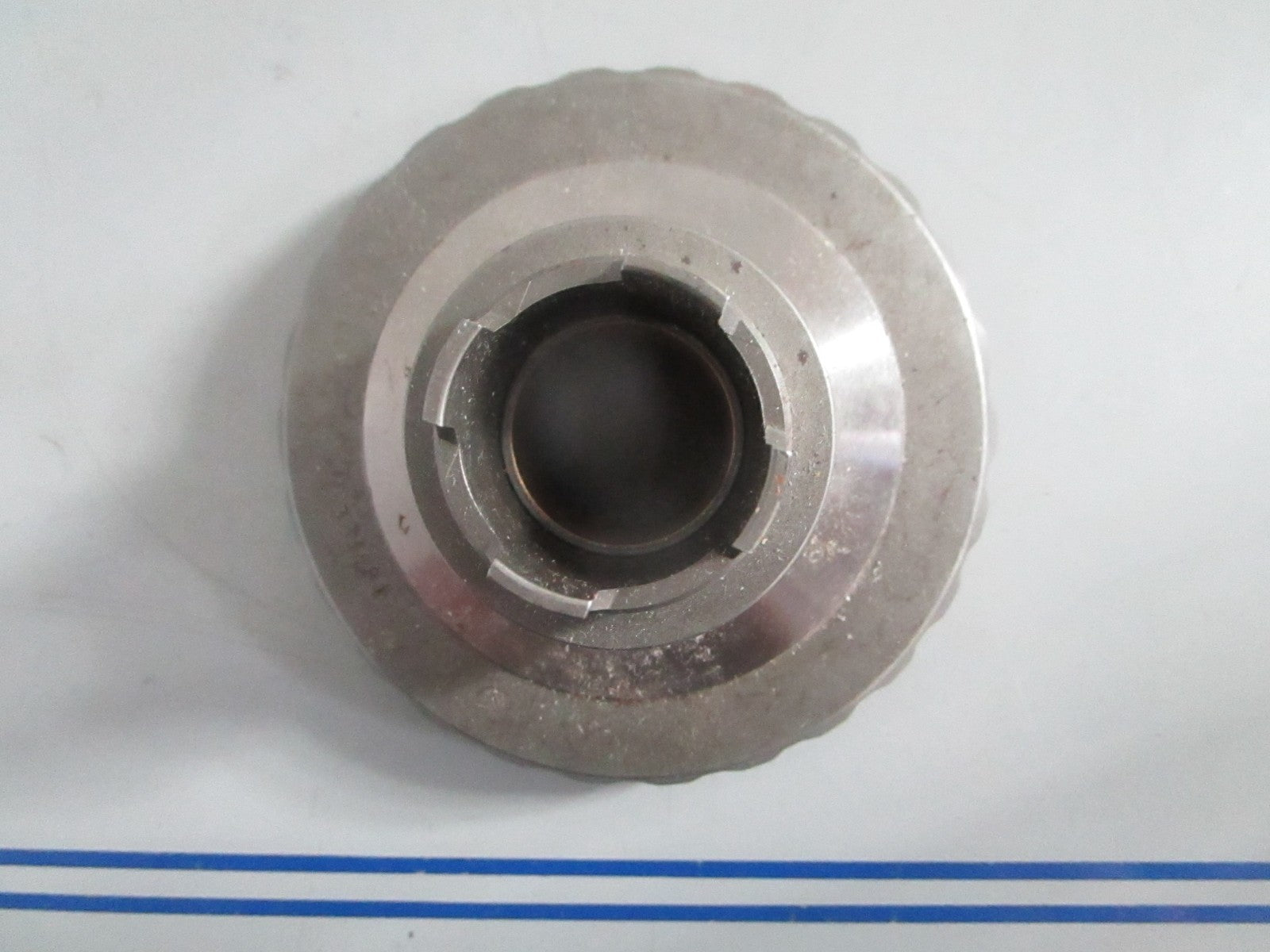 NEW OEM 323481 0323481 OMC Johnson Evinrude 26T Gear 0820