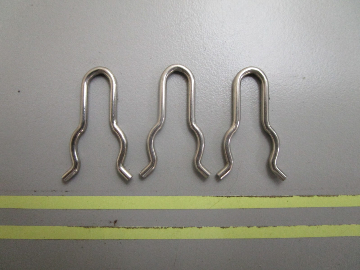 *NEW OEM* (LOT OF 3) 0810 OMC Johnson Evinrude Retainer 3852555