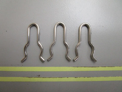 *NEW OEM* (LOT OF 3) 0810 OMC Johnson Evinrude Retainer 3852555