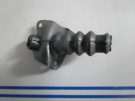 NEW OEM 309631 0309631 OMC Johnson Evinrude Rubber Shift Boot 0820