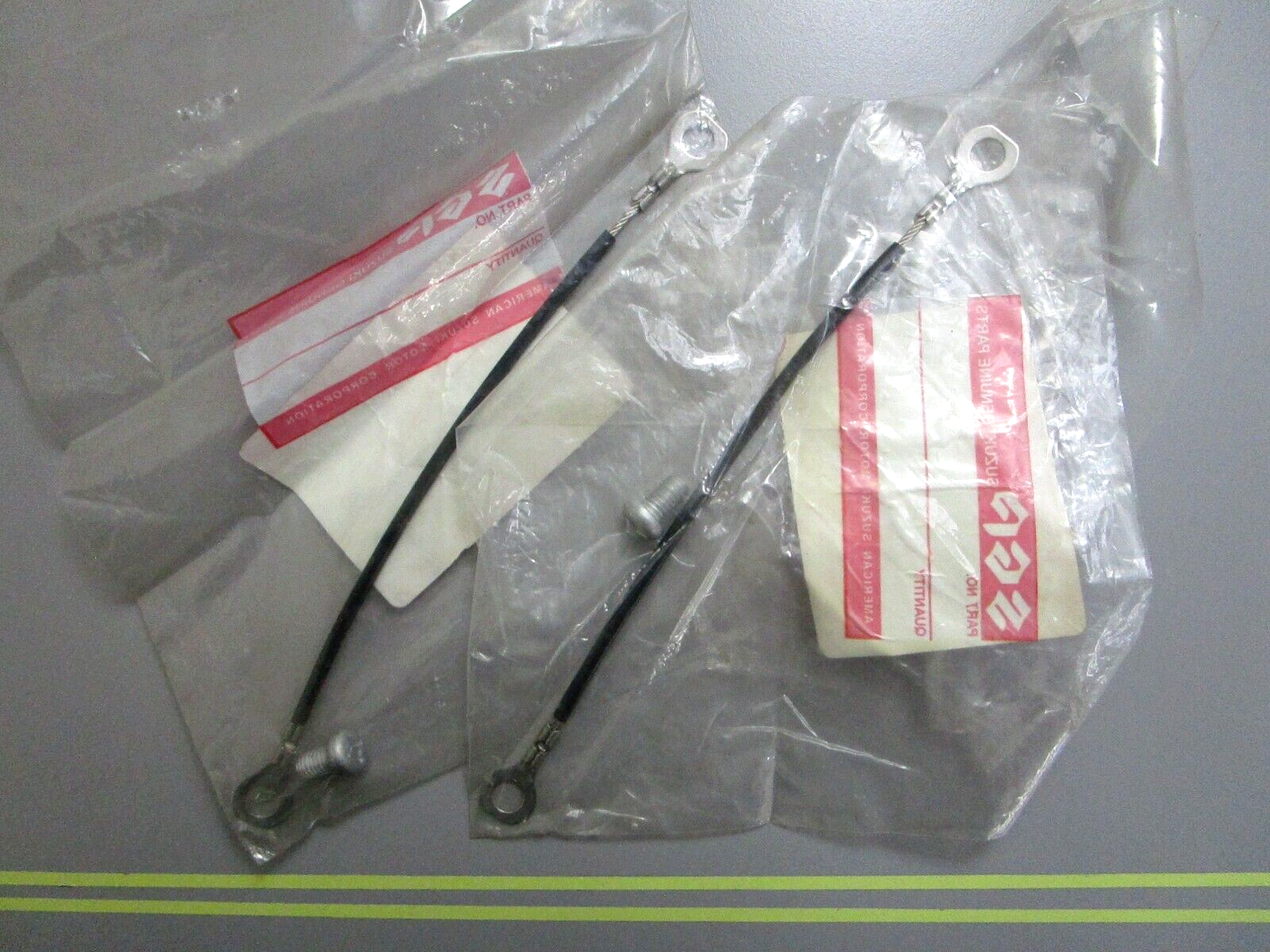 *NEW OEM* (LOT OF 2) 0810 Suzuki Bonding 99103-94417
