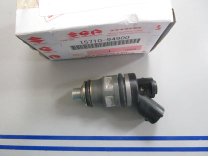 *NEW OEM* 0820 Suzuki Fuel Injector 15710-94900