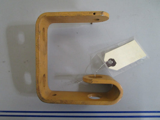 *NEW OEM* 0820 CAT 6MM Engine Shutoff Mount Bracket 5N-5865