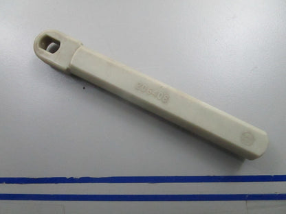 *NEW OEM* 0810 OMC Johnson Evinrude Casing Guide 206408 0206408