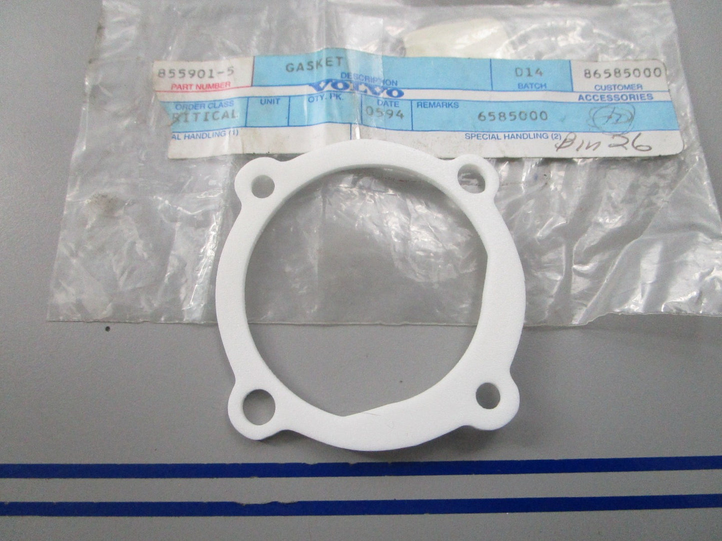 NEW OEM 855901 Volvo Penta Gasket 0810
